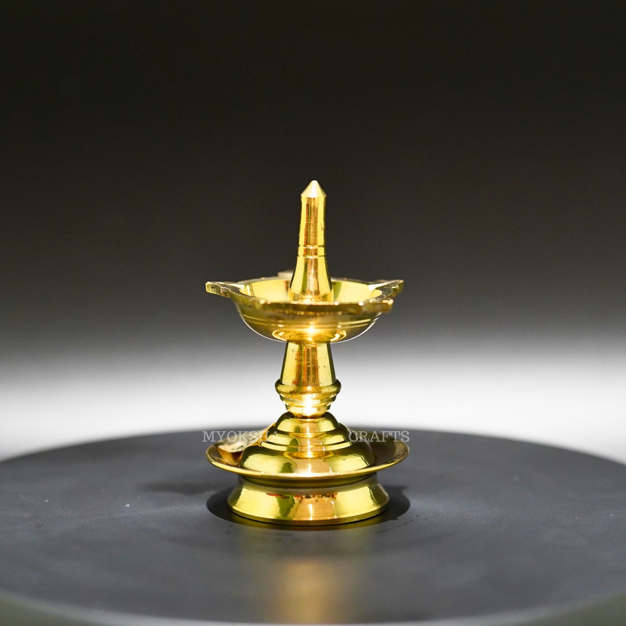 Mangalore Deepa: Authentic Mangalorean Lamp for Hindu Celebrations | Grab2Buy
