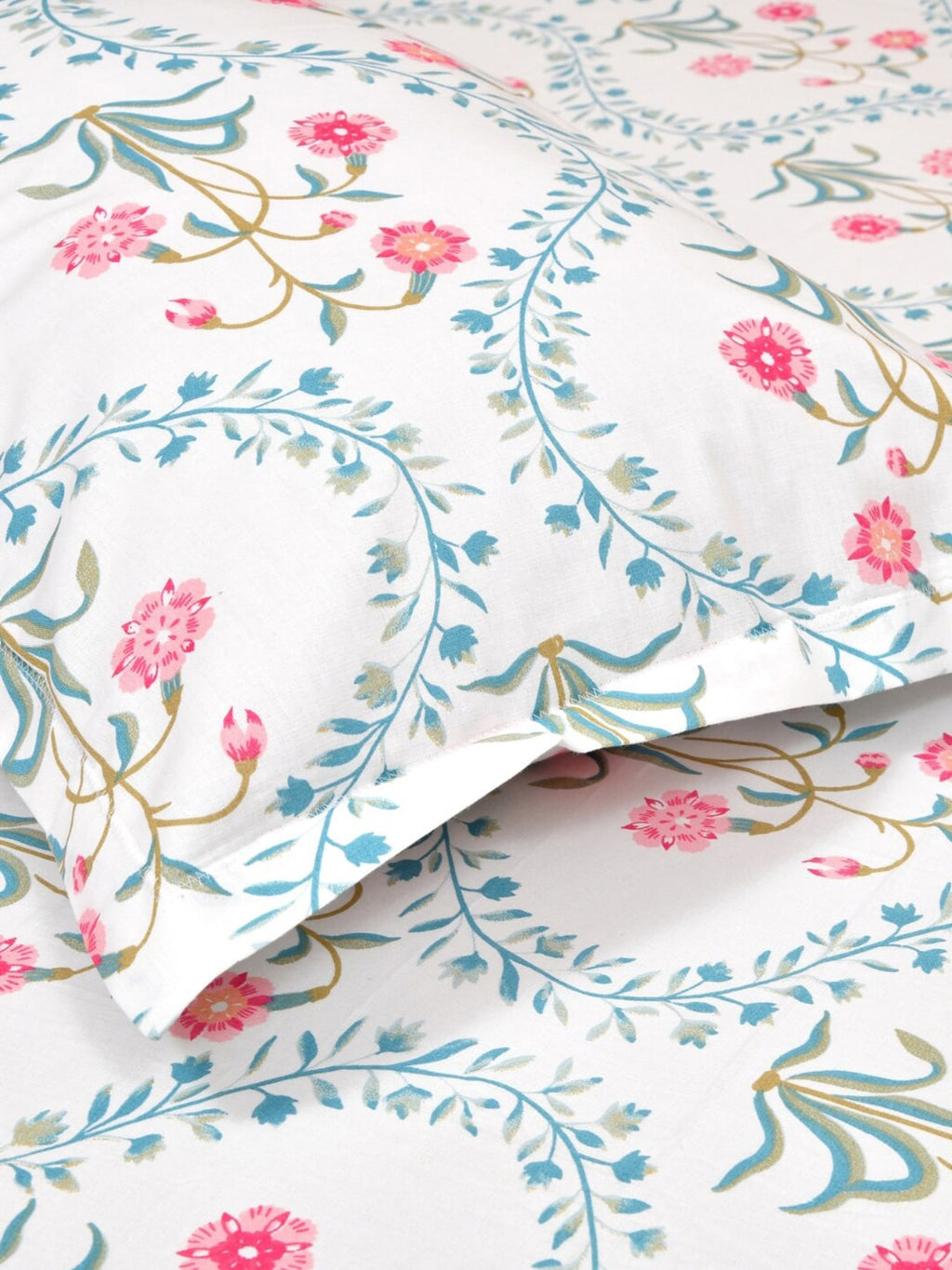 haus & kinder Blossoms Pink & White 186 TC Cotton Queen Bedsheet With 2 Pillow Covers | Grab2Buy
