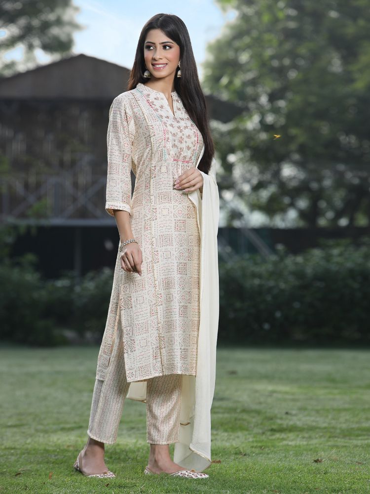 Juniper Off White Rayon Festive Printed Skd For Women | Grab2Buy