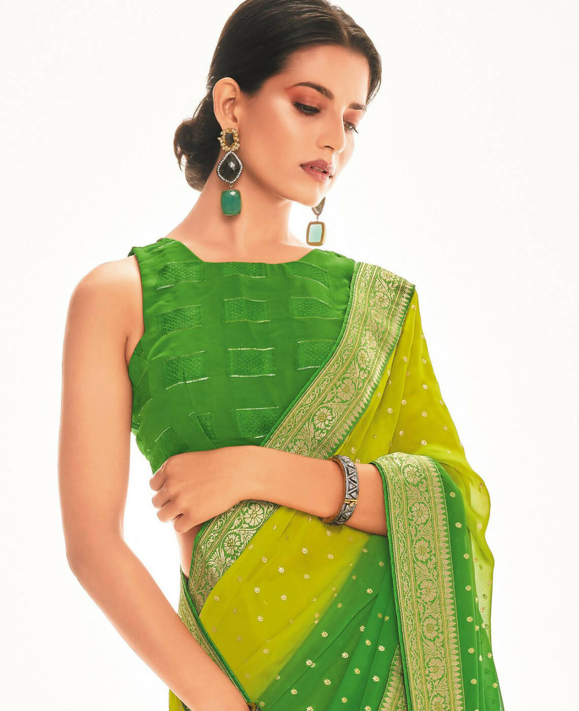 Green Georgette Foil Printed Saree With Unstitched Blouse Piece - Nitya | Grab2Buy