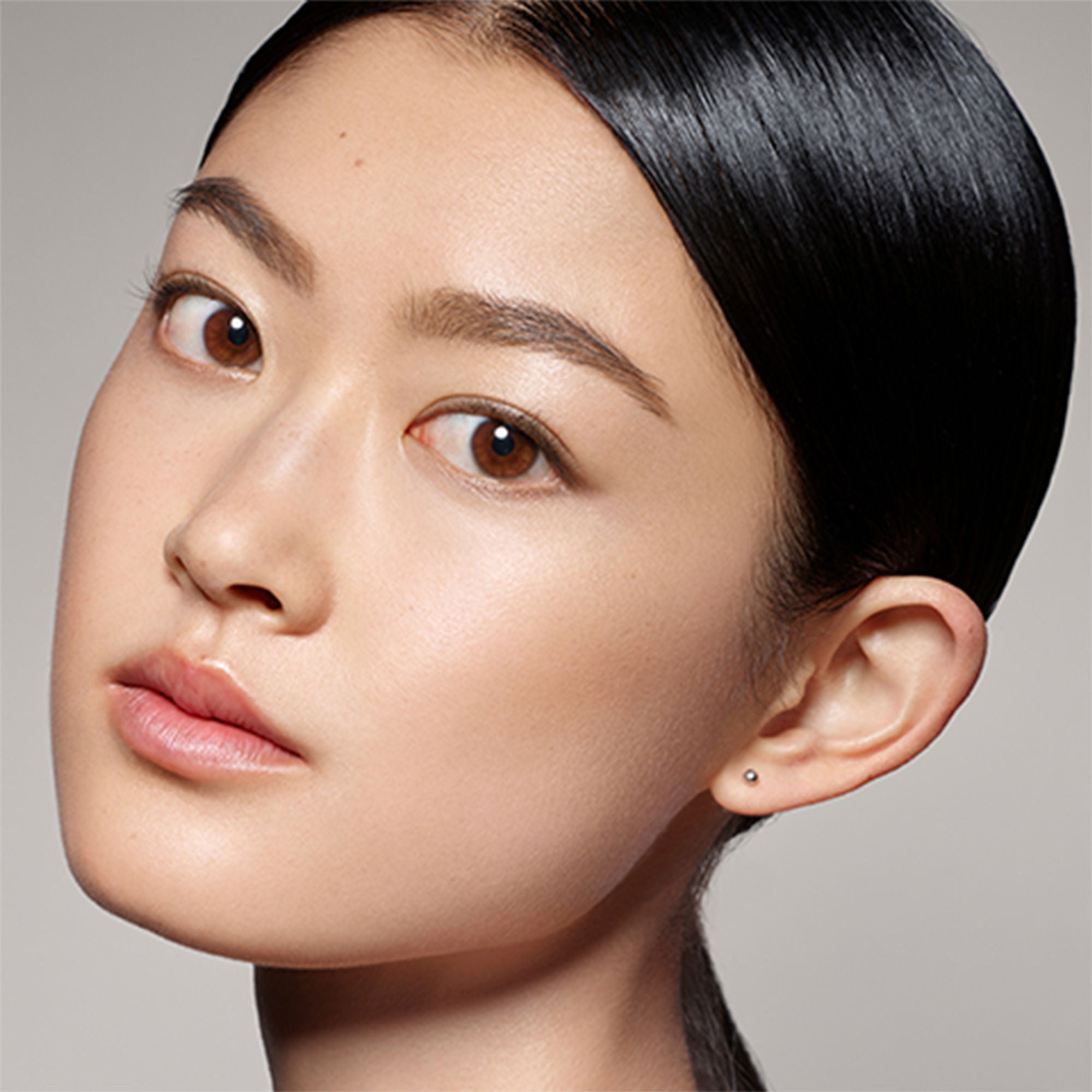 PAT McGRATH LABS Skin Fetish: Sublime Perfection Foundation - Light Medium 8 | Grab2Buy