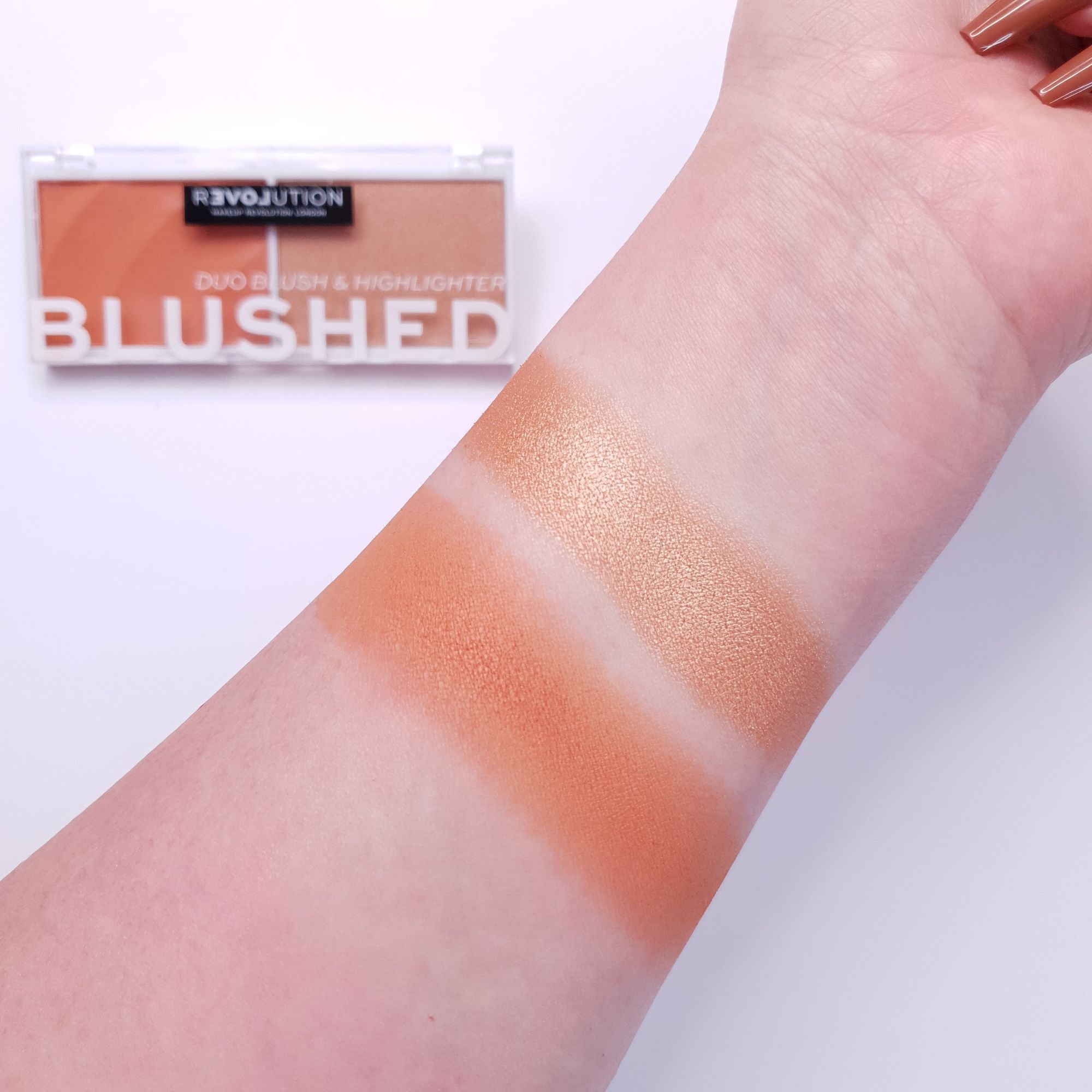 Revolution Relove Colour Play Blushed Duo Baby - Queen | Grab2Buy