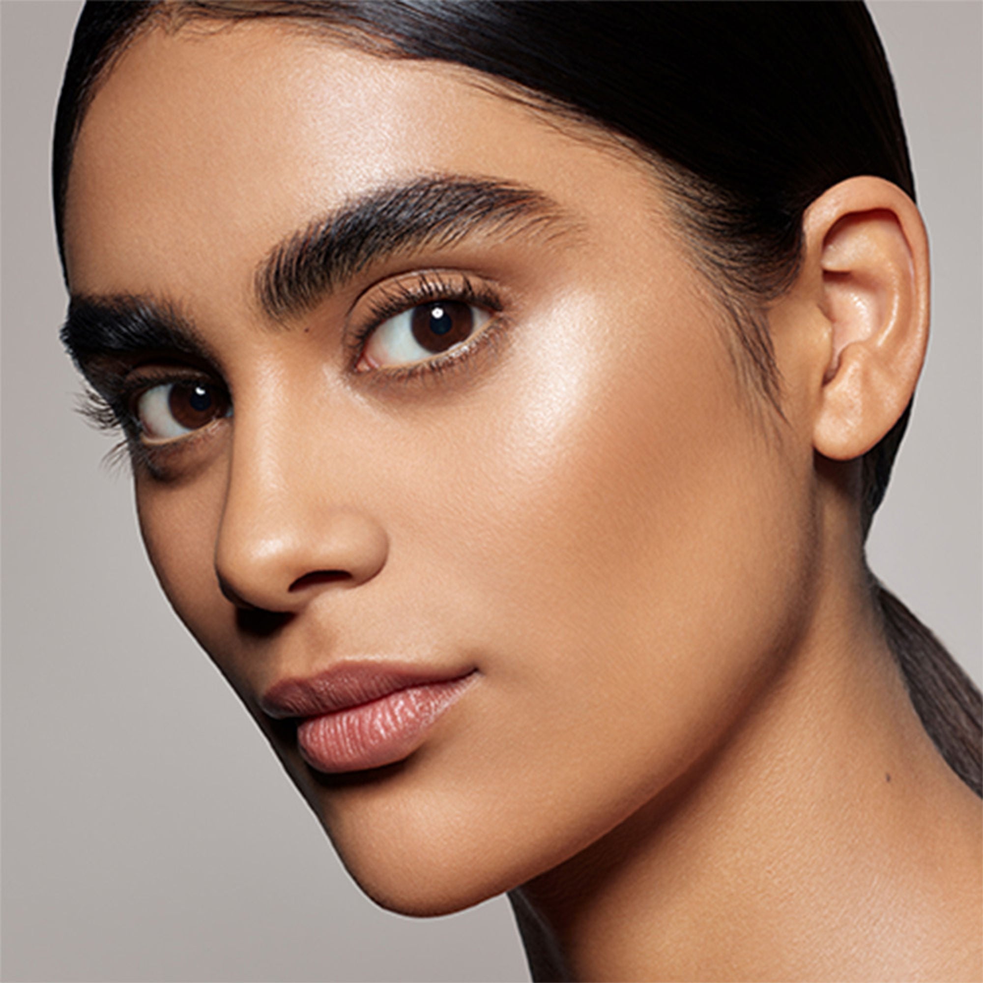 PAT McGRATH LABS Skin Fetish: Sublime Perfection Foundation - Medium 15 | Grab2Buy