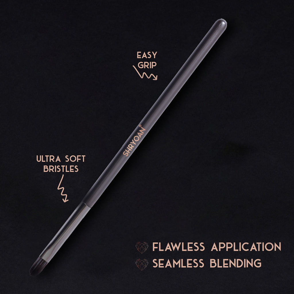 Shryoan Lip Brush with Soft & Synthetic Bristles | Grab2Buy
