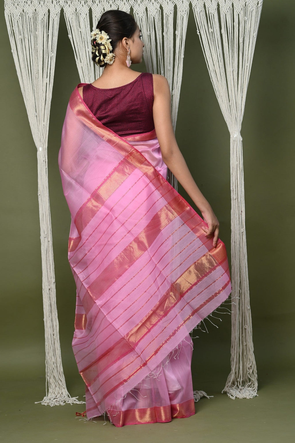 Very Much Indian Handloom Cotton Silk Saree With Sleek Golden Border - rose pink | Grab2Buy