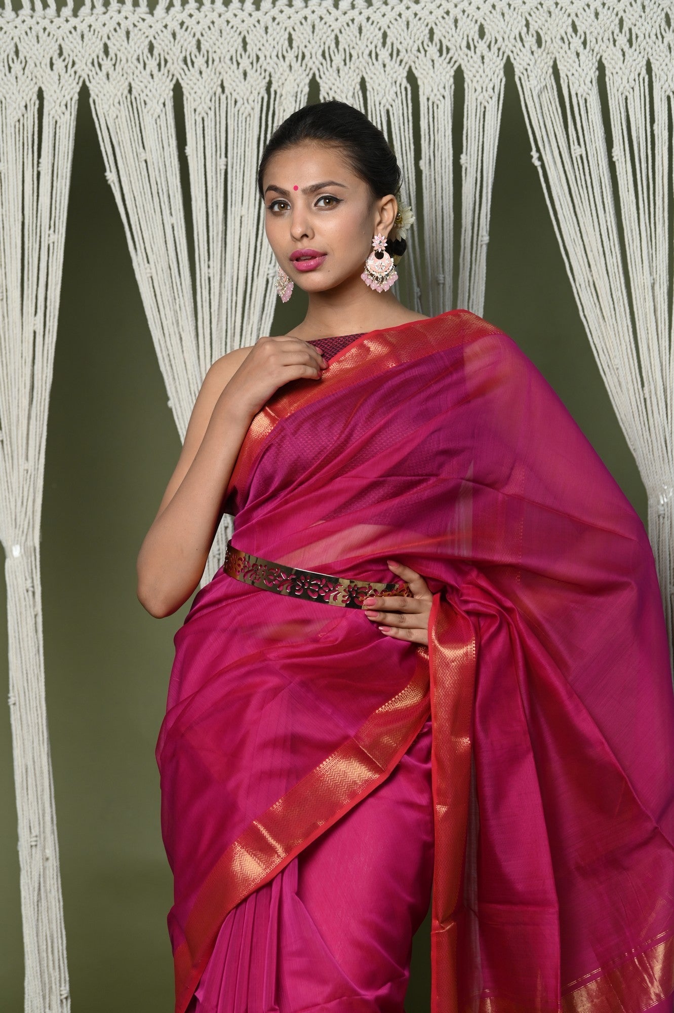 Very Much Indian Handloom Cotton Silk Saree With Sleek Golden Border - Red | Grab2Buy