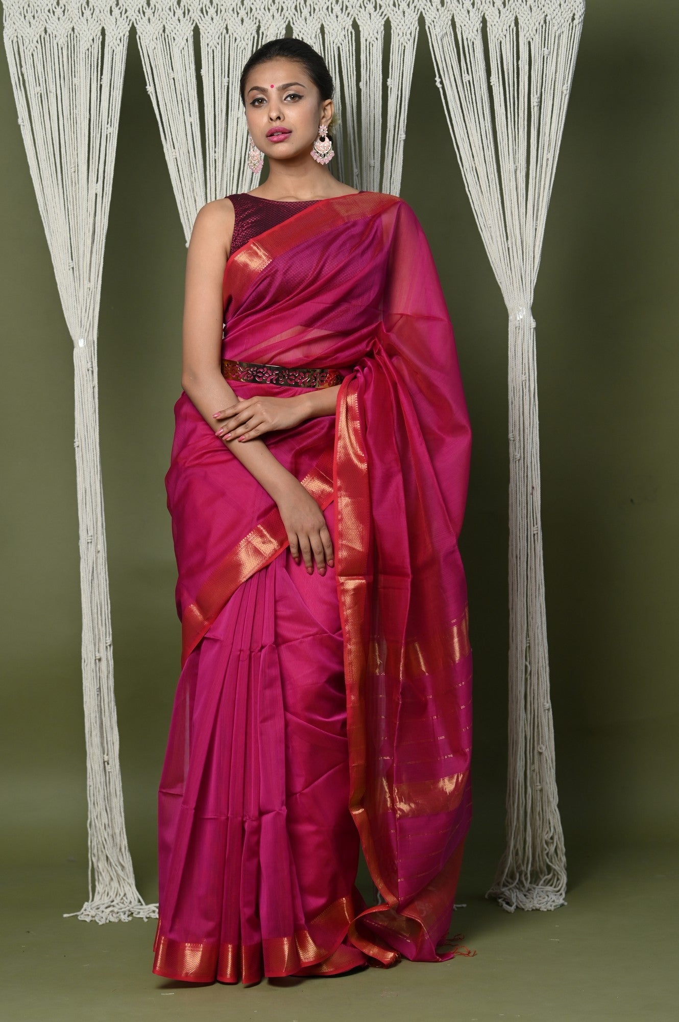 Very Much Indian Handloom Cotton Silk Saree With Sleek Golden Border - Red | Grab2Buy