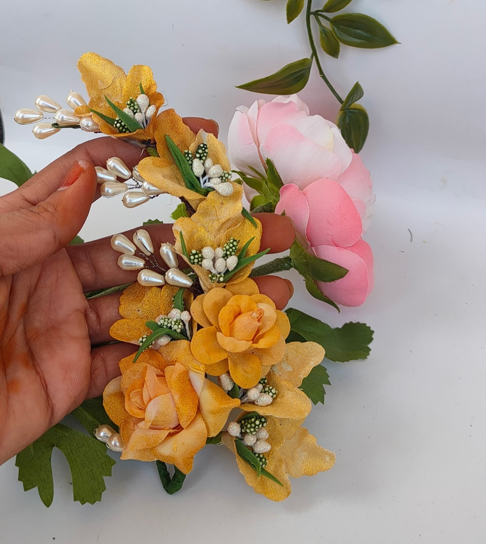 Gold Flower Brooch | Grab2Buy