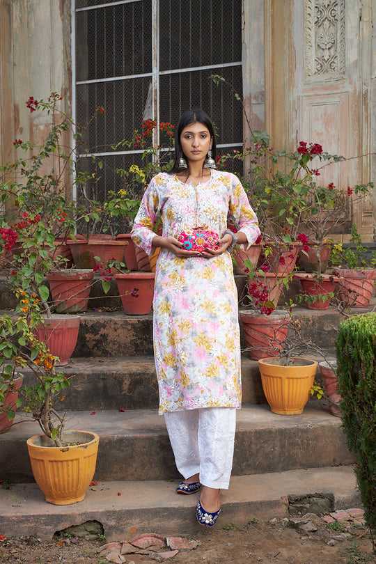 Rangreza Ethnic Leela Mulmul Chikankari Kurta Yellow | Grab2Buy