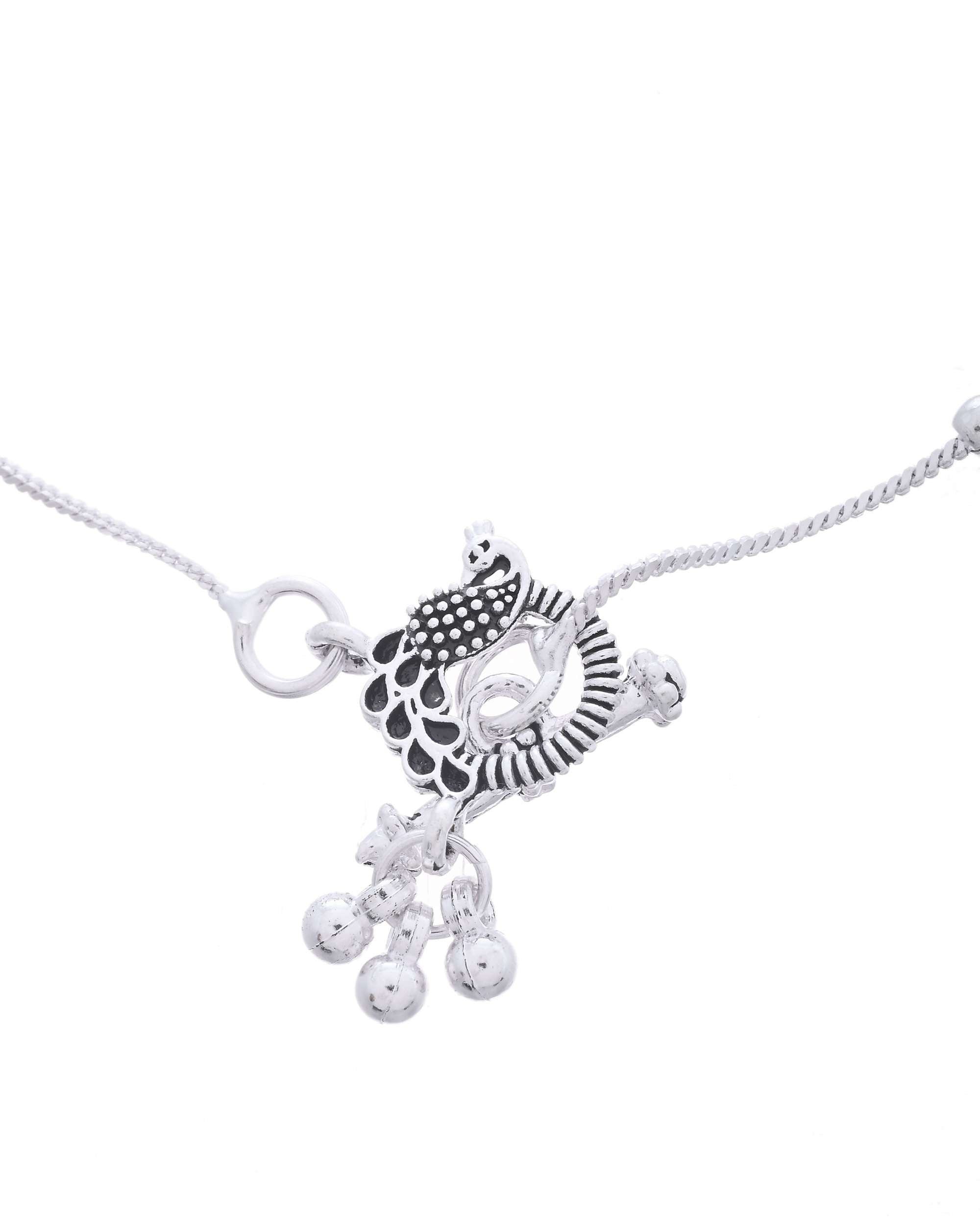 Jewels Nest Set of 2 Traditional Silver-Plated Ball & Chain Anklets