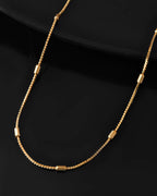 Jewels Nest Classic Golden Chain with Knurled Cylinder Detailing