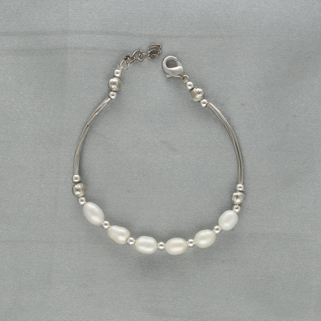 J Pearls Unique 1 Line Pearl Bracelet | Grab2Buy