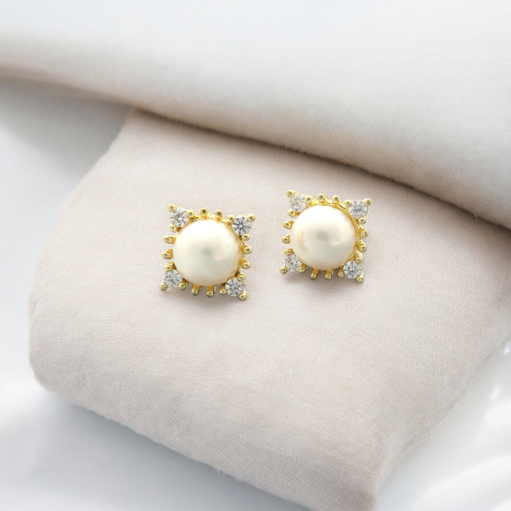 J Pearls Jaanvi Pearl Earrings | Grab2Buy
