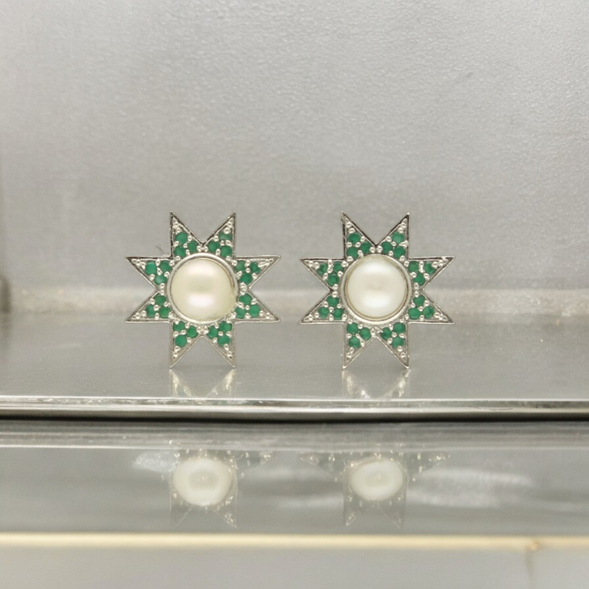 J Pearls Yami Pearl Earrings | Grab2Buy