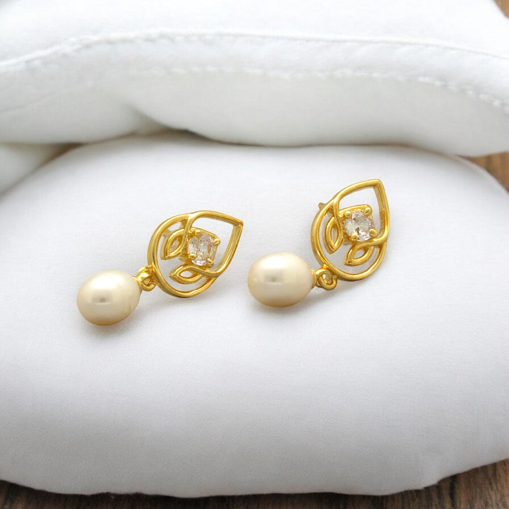 J Pearls Jori Pearl Earrings | Grab2Buy