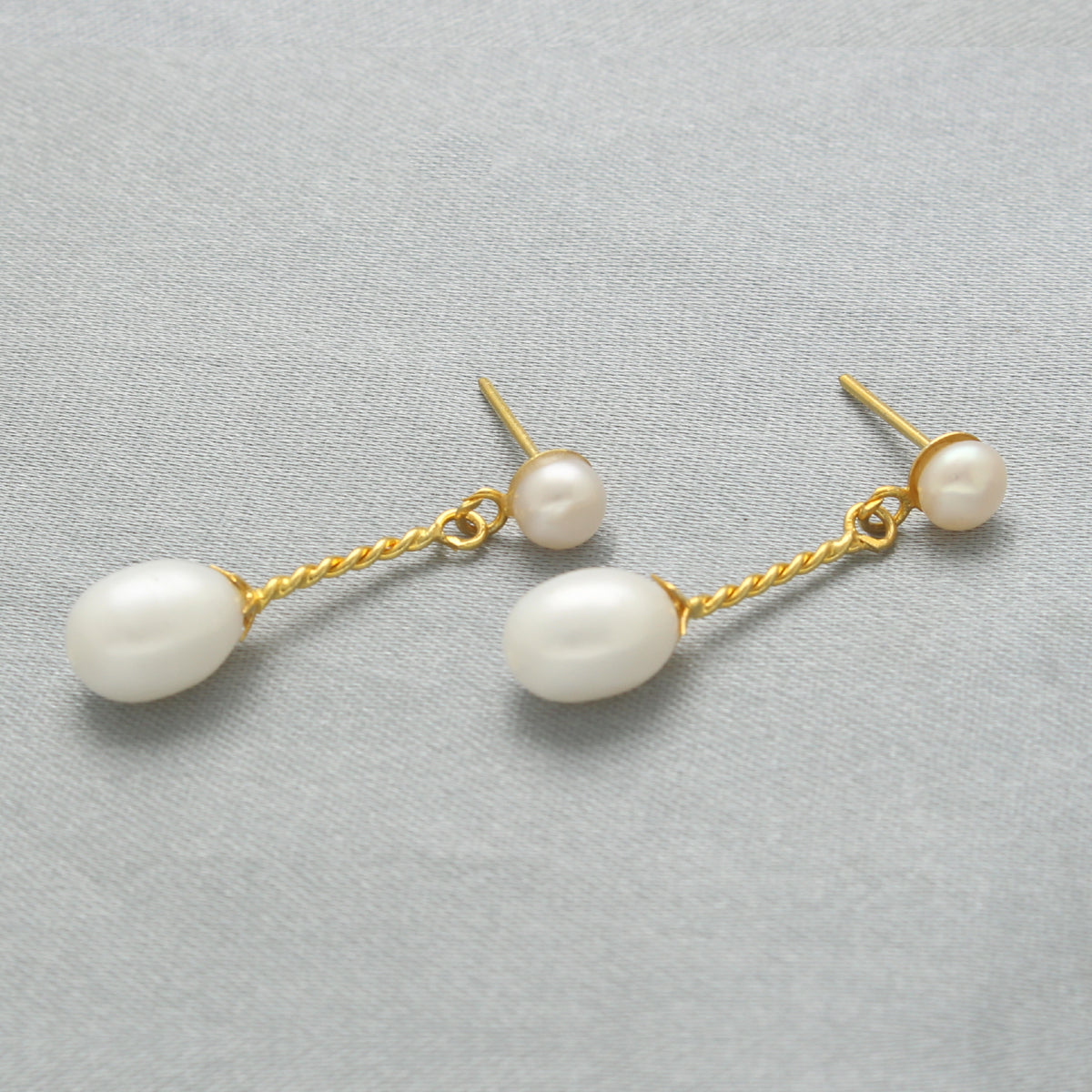 J Pearls Yanis Pearl Earrings | Grab2Buy