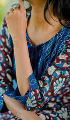 Yufta Women Blue Floral Printed Regular Pure Cotton Kurta with Trouser | Grab2Buy