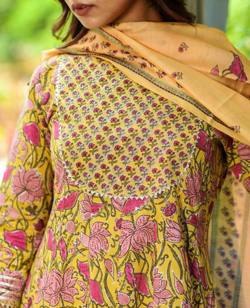 Yufta Women Yellow Floral Printed Pure Cotton Anarkali Kurta with Trouser & With Dupatta | Grab2Buy