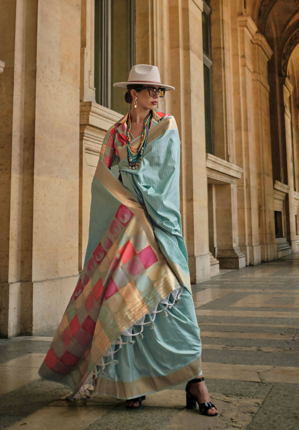 Sky Bluesoft Handloom Sik Zari & Thread Work, Contrast Pallu Saree - Rajtex Kube Silk | Grab2Buy