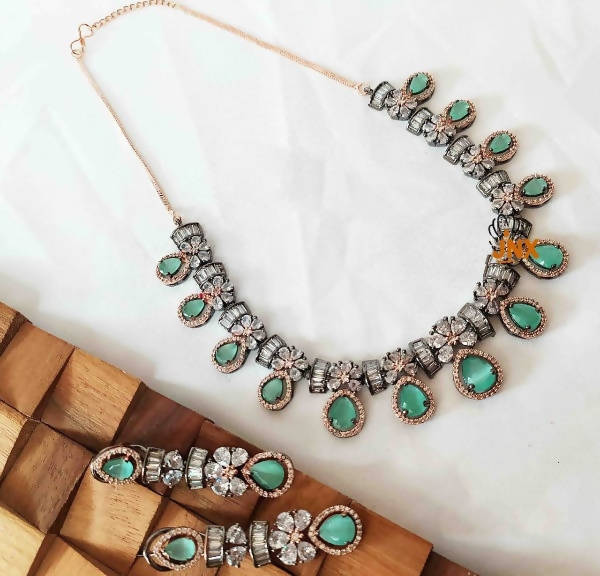 Khavi Arts Designer Set with Rose Antique Polish-Green | Grab2Buy
