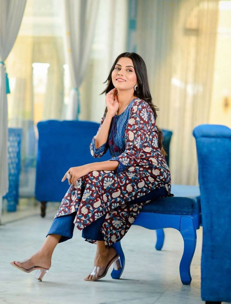 Yufta Women Blue Floral Printed Regular Pure Cotton Kurta with Trouser | Grab2Buy