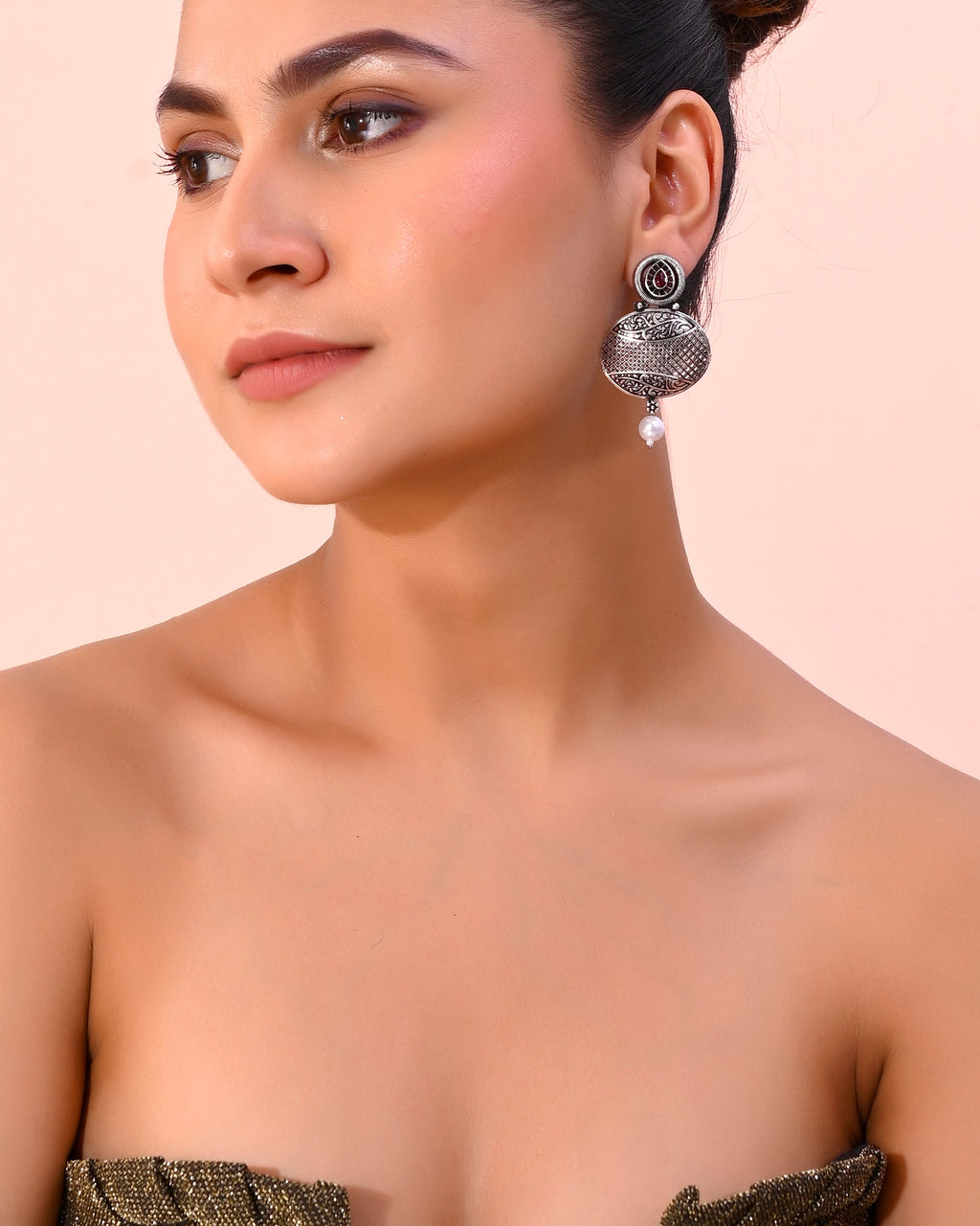 VOJ Rhodium-Plated Oxidized Contemporary With Pearl Earrings | Grab2Buy