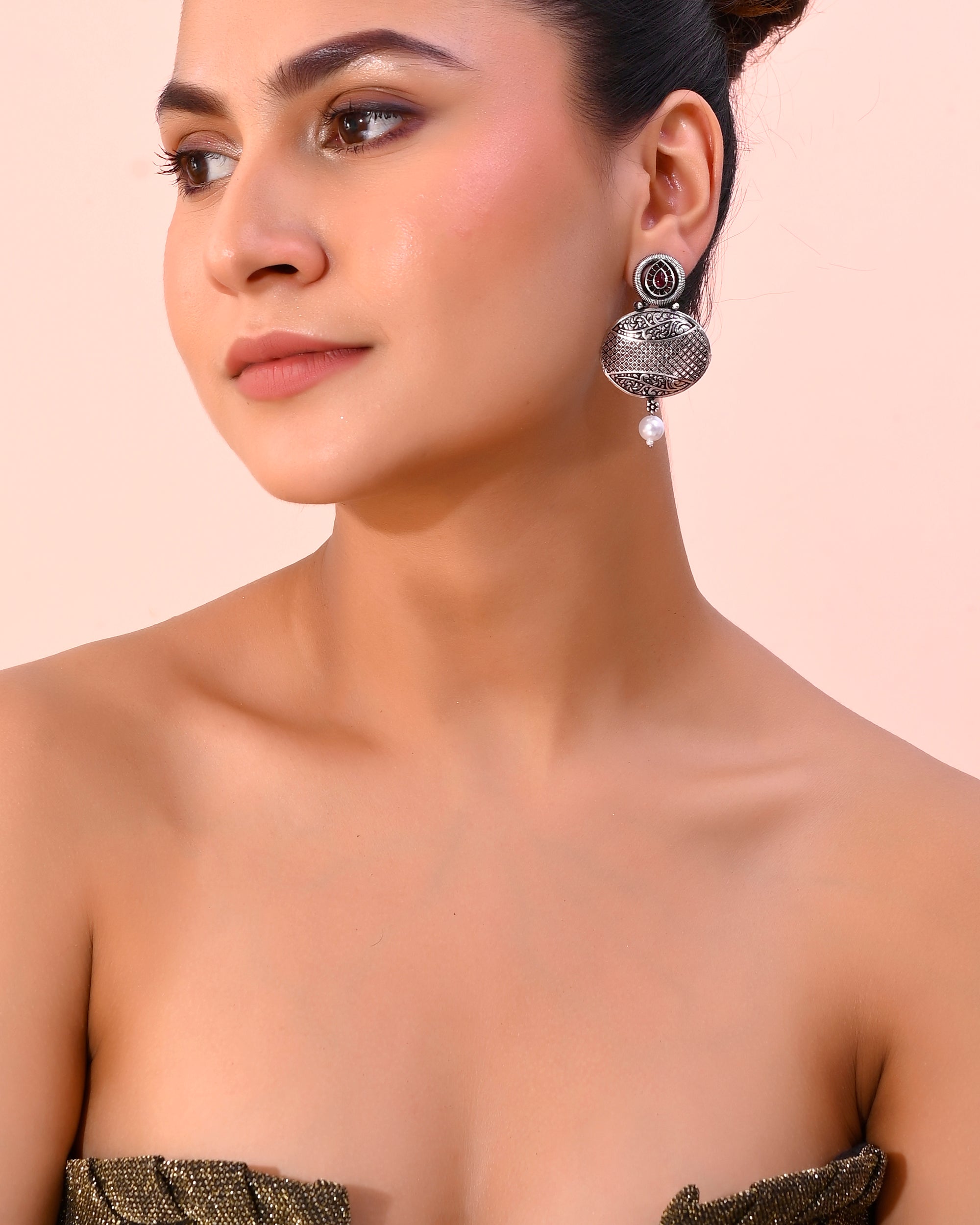 VOJ Rhodium-Plated Oxidized Contemporary With Pearl Earrings | Grab2Buy