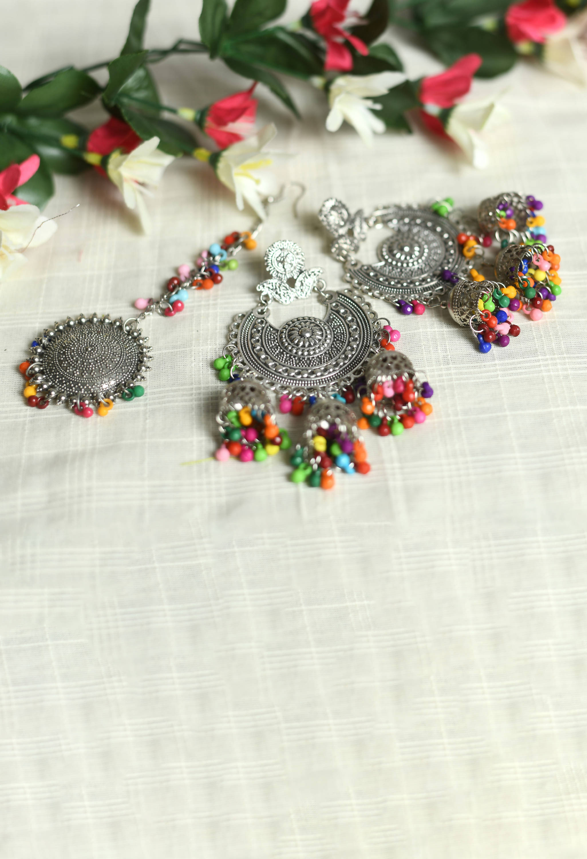 Mominos Fashion Johar Kamal Beautiful Jhumkas With Maang Tikka | Grab2Buy