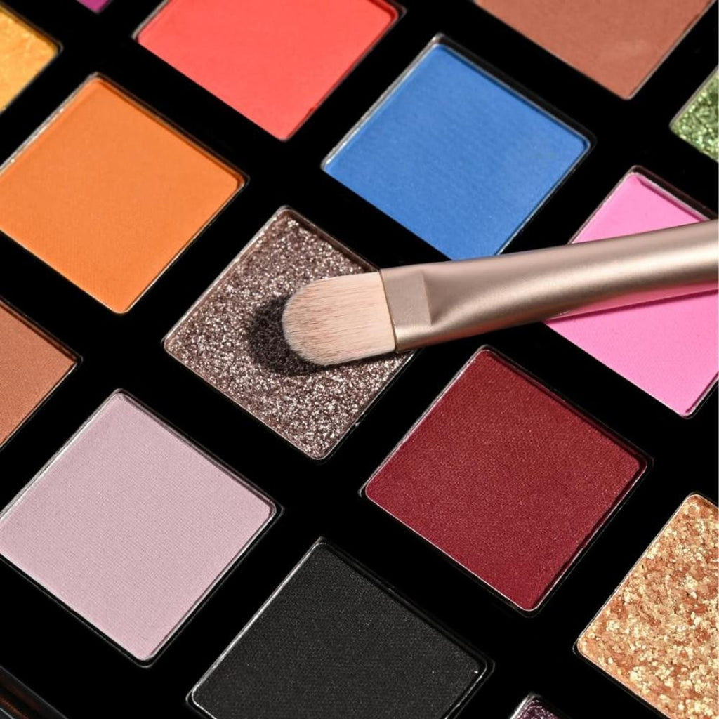 Milagro Beauty Cut Crease Brush 68 | Grab2Buy