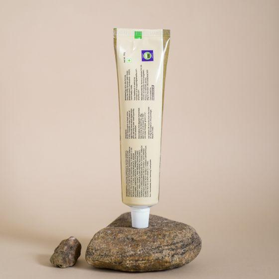 Isha Life Herbal Toothpaste | Grab2Buy