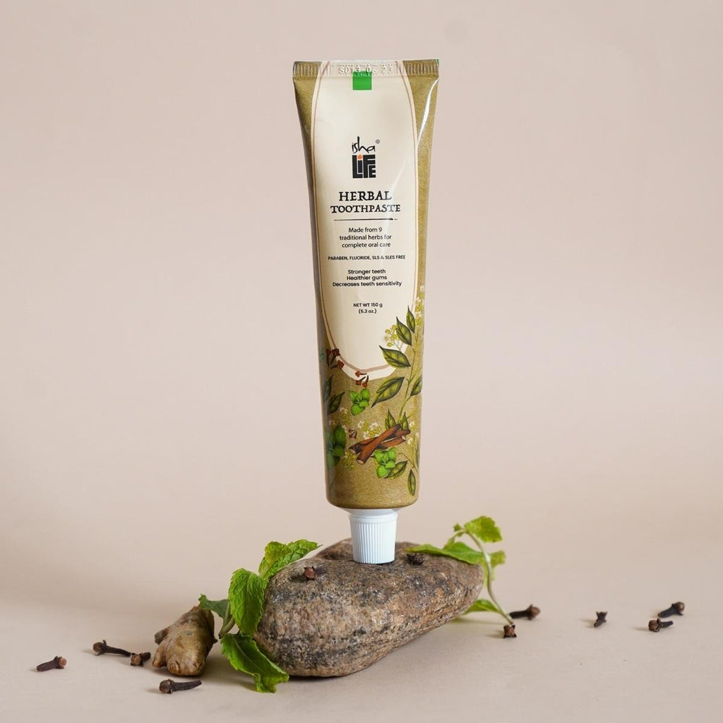 Isha Life Herbal Toothpaste | Grab2Buy