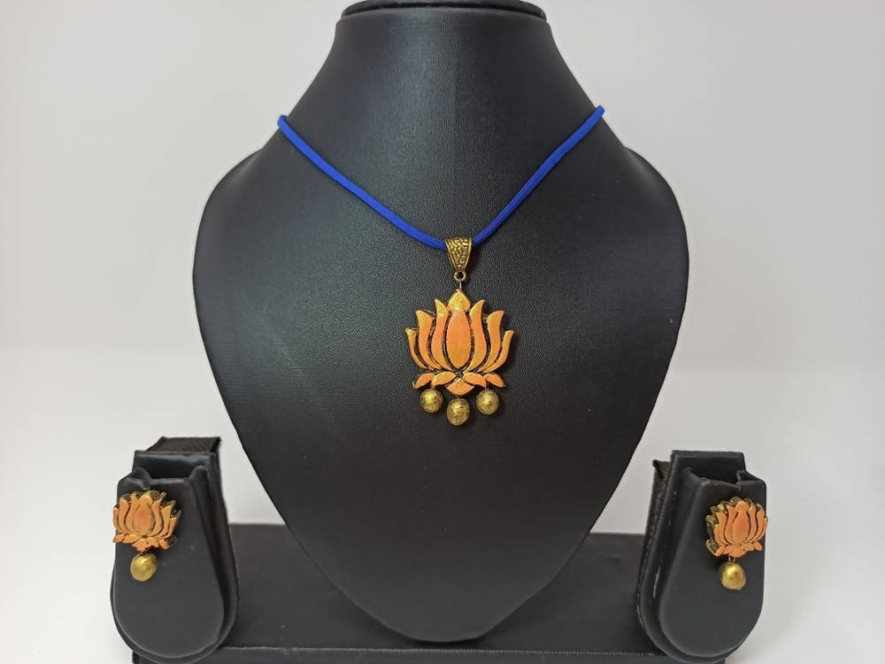 Terracotta Lotus Pendant Mini Necklace Set With Studs | Grab2Buy