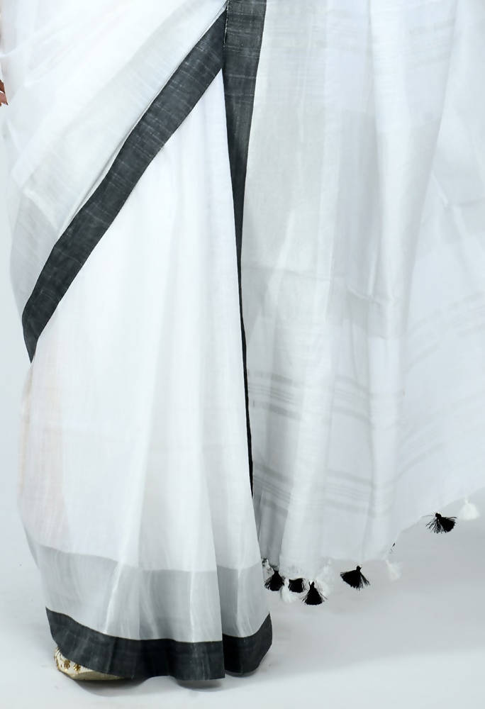 Mominos Fashion Moeza Beautiful Bhagalpuri Handloom Silk White Saree | Grab2Buy