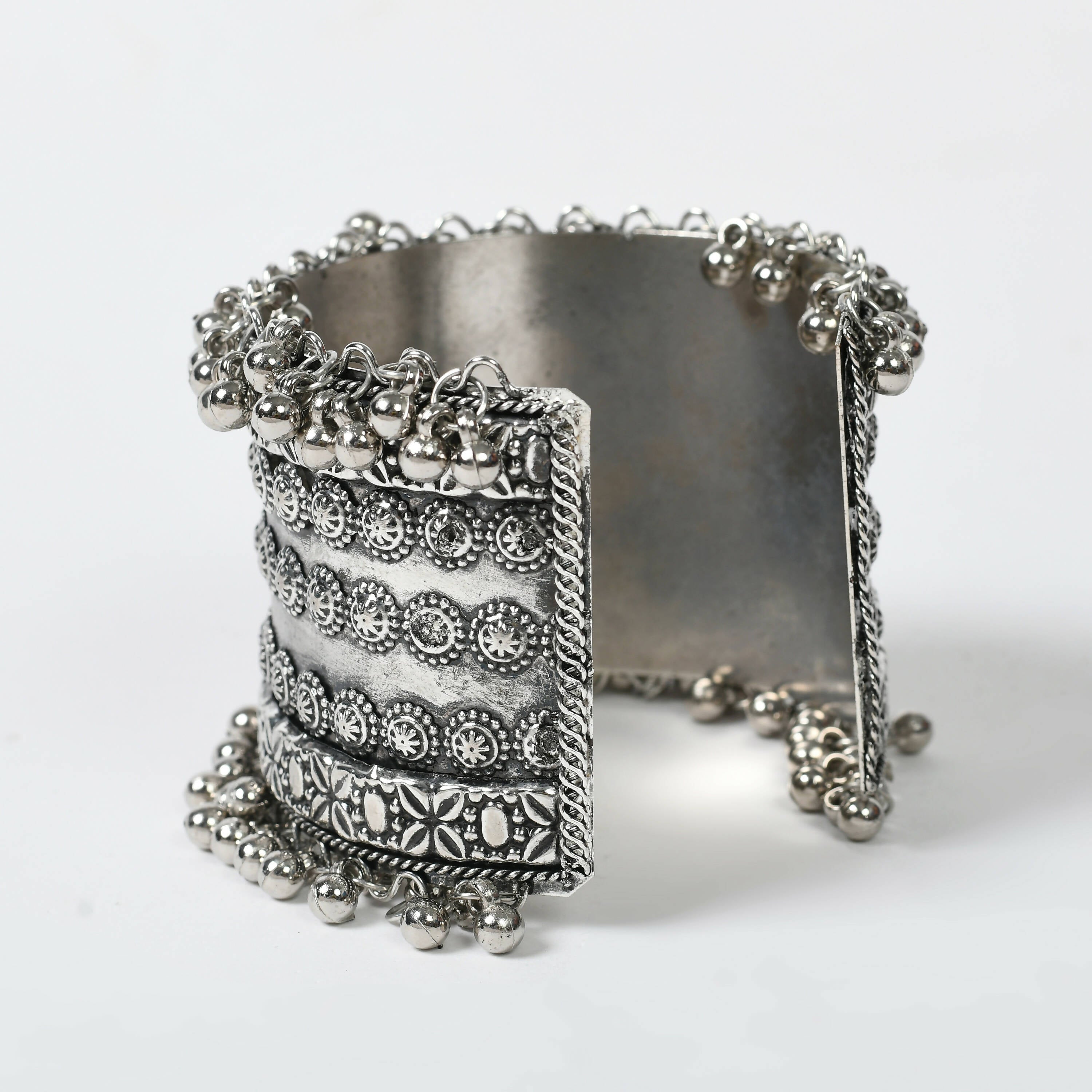 Mominos Fashion Joharkamal Oxidised Silver-Plated Ghungroo Handcraft Bracelet - Design 025 | Grab2Buy