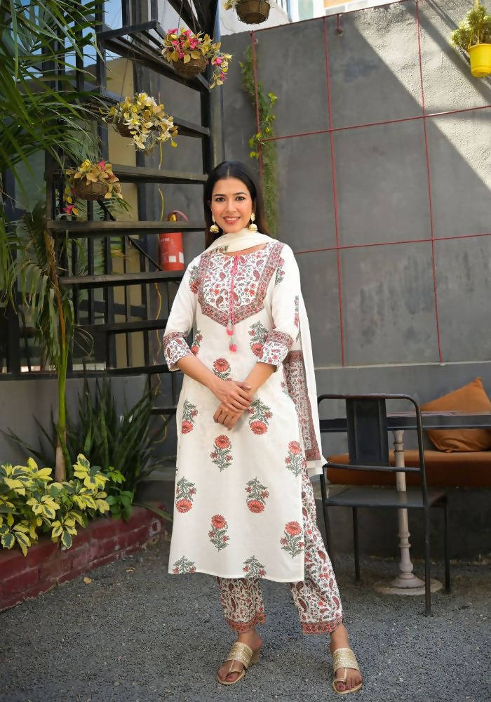 Yufta Women White Floral Printed Regular Pure Cotton Kurta with Trouser & With Dupatta | Grab2Buy