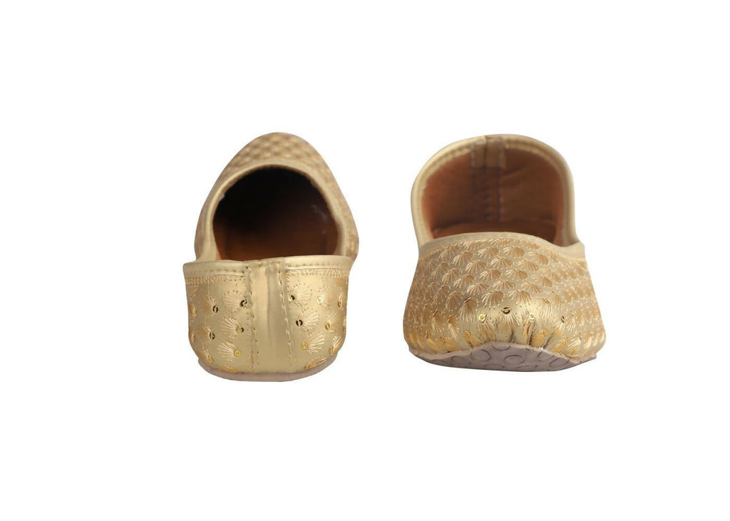 Tiny Bugs Girls Sequin Detailing Ethnic Juttis - Gold | Grab2Buy