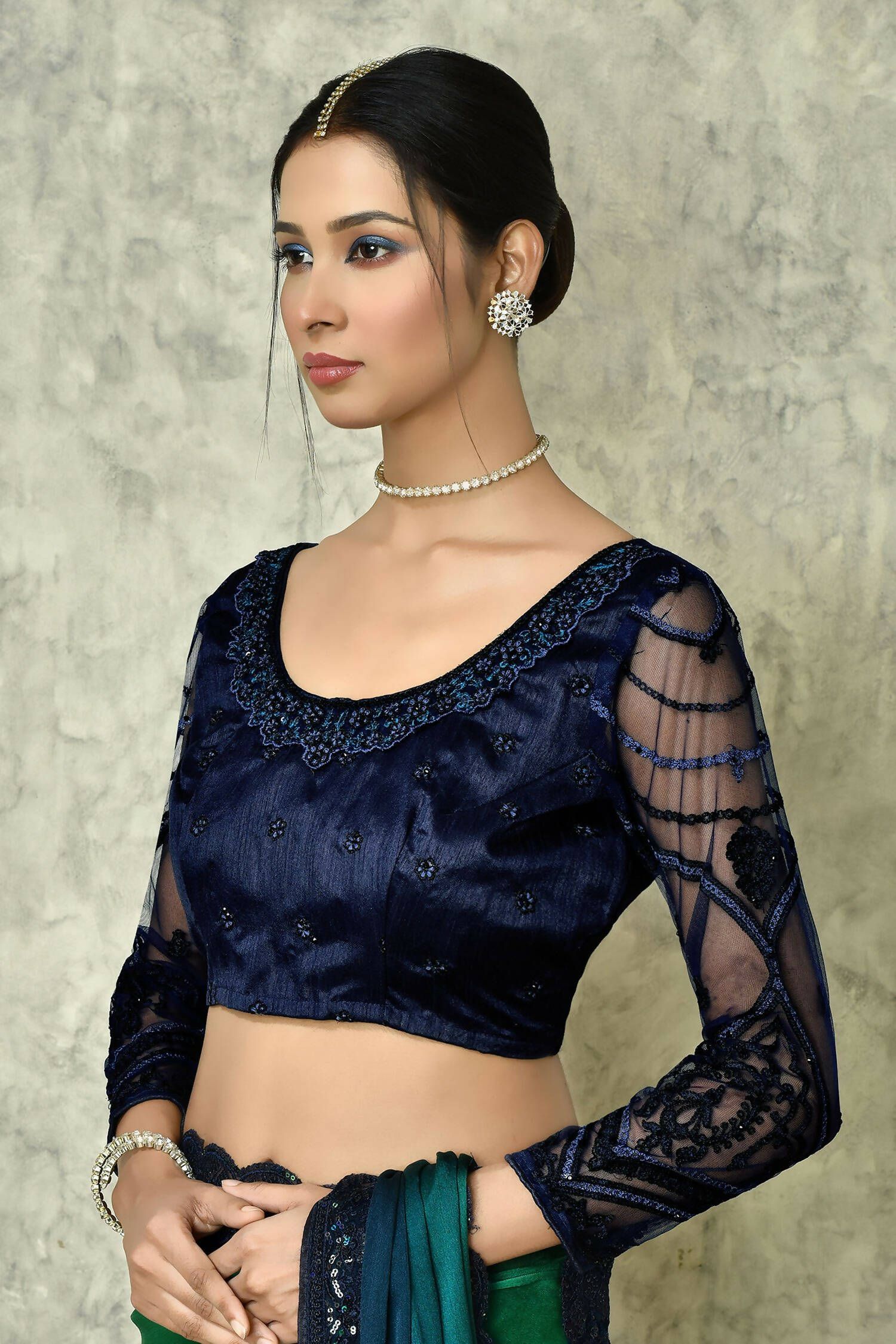 Green & Blue Silk Plain Saree with Blouse Piece - Purvi | Grab2Buy