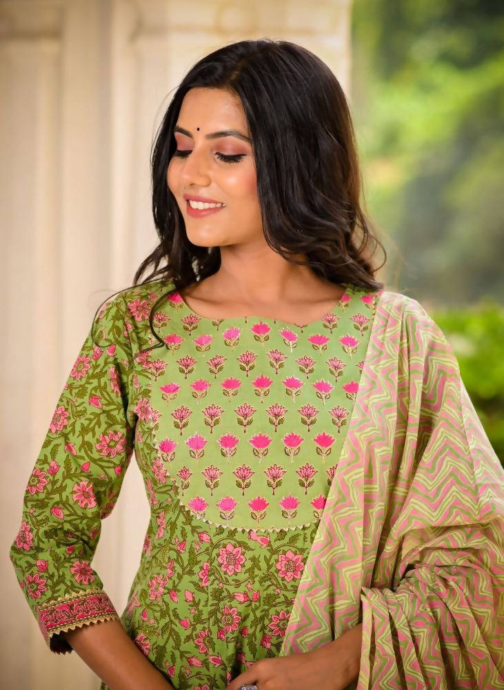 Yufta Women Green Floral Printed Pure Cotton Anarkali Kurta with Trouser and Dupatta | Grab2Buy