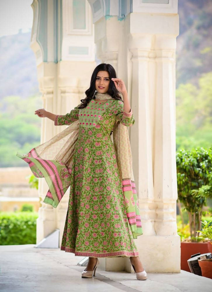 Yufta Women Green Floral Printed Pure Cotton Anarkali Kurta with Trouser and Dupatta | Grab2Buy